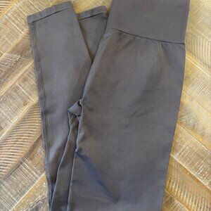 Fabletics High-Waisted Solid Leggings Size S